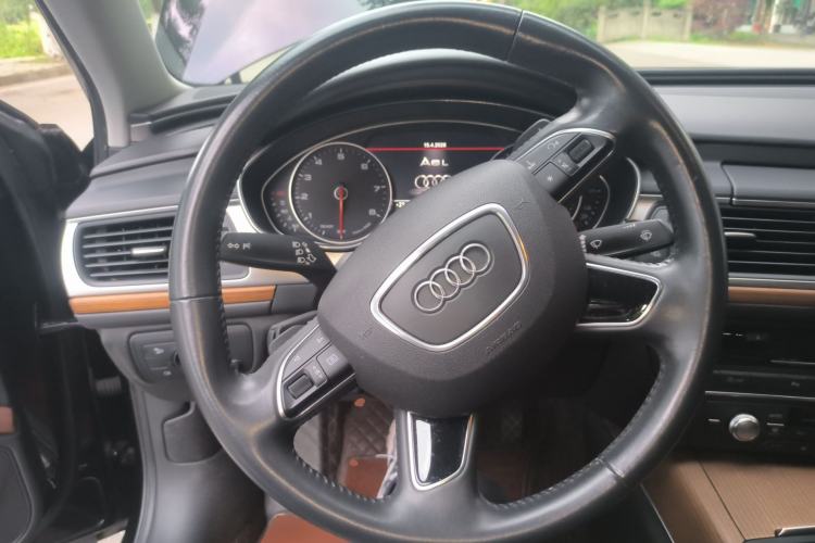 Used Audi A6L 2018 30th Anniversary Edition 30 FSI Style Model Steering Wheel