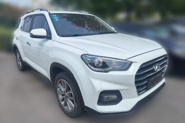 Used Hyundai ix35 2019 2.0L Automatic 2WD Zhiyong·Changxiang Edition China V Standard Front Right 45 Deg