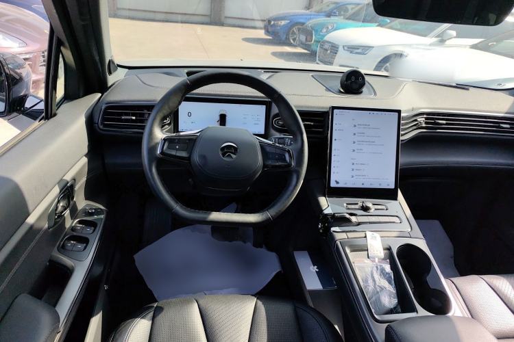 Used Nio ES8 2020 415 km Range 6-Seater Version
