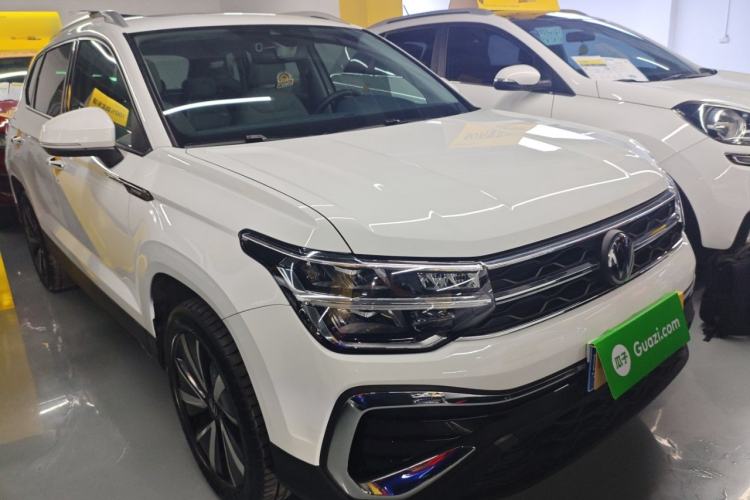 Used Volkswagen Tharu 2023 300TSI Two-Wheel-Drive Moonlight Edition