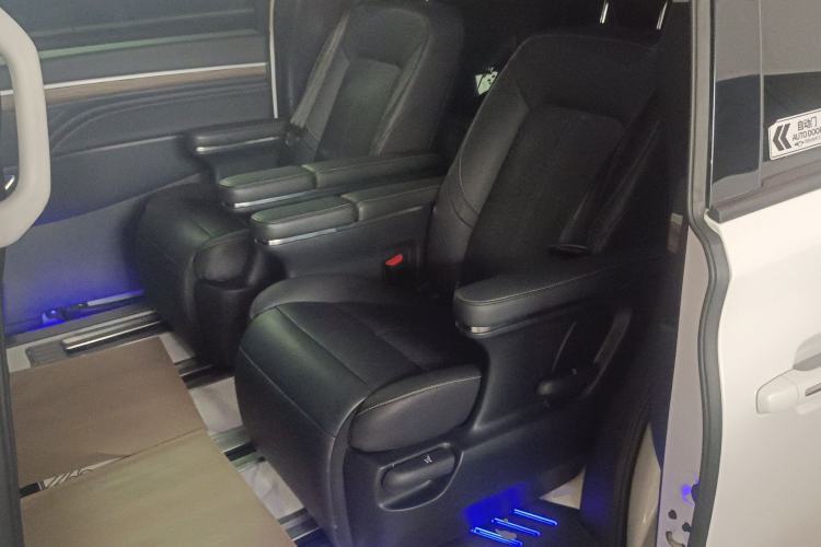 Used GAC Trumpchi M8 2023 Lingxiu Series 390T Prestige Edition
