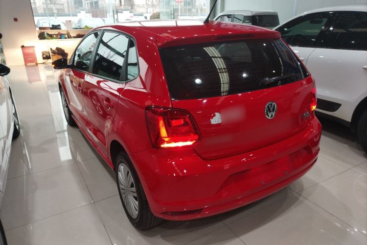 Used Volkswagen Polo 2016 1.6L Automatic Comfort Model