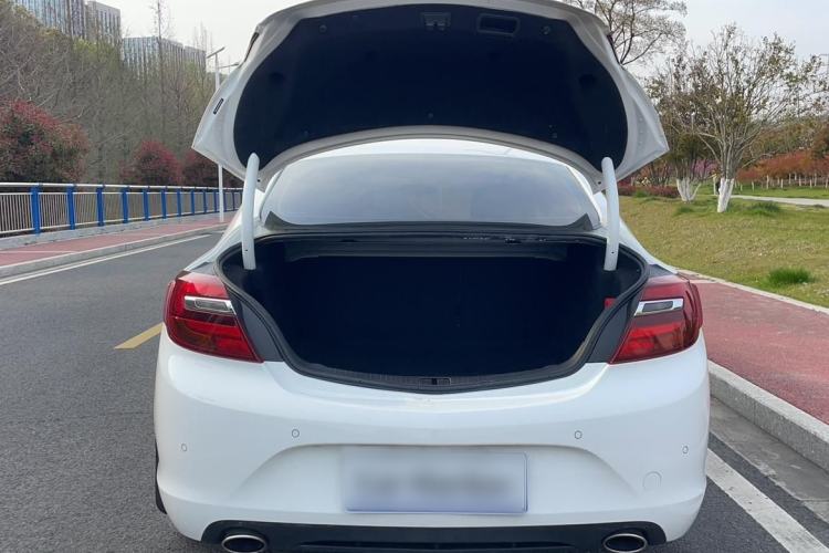 Used Buick Regal 2015 1.6T Leading Technology Model Trunk