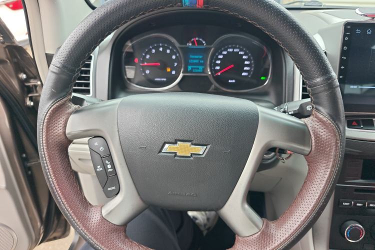 Used Chevrolet Captiva 2015 2.4L Two-Wheel Drive Urban Version 5 Seats