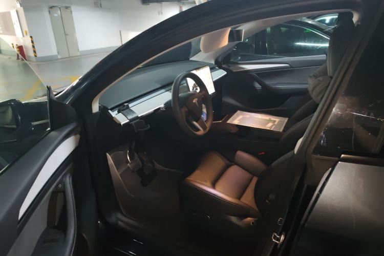 Used Tesla Model Y 2024 Rear-Wheel-Drive Version