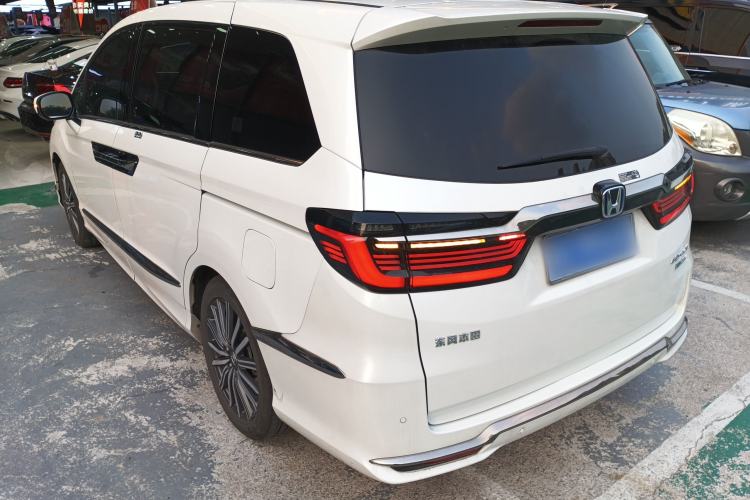 Used Honda Elysion 2022 2.0L eHEV Luxury First Edition
