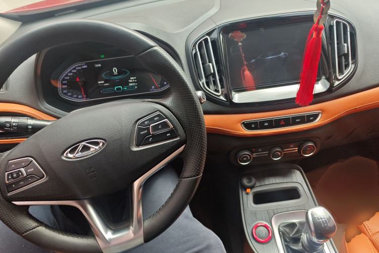 Used Chery Tiggo 7 2016 1.5T Manual Ignite Edition Center Console