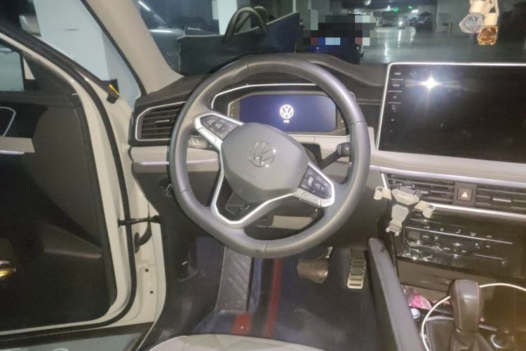 Used Volkswagen Tayron 2023 330TSI Two-Wheel-Drive Luxury Plus Advanced Version
