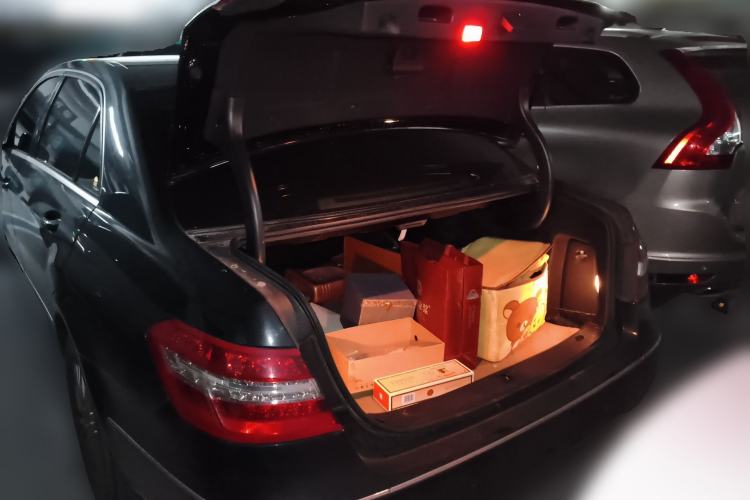 Used Mercedes-Benz E-Class 2012 E 300 L Elegant Model Trunk