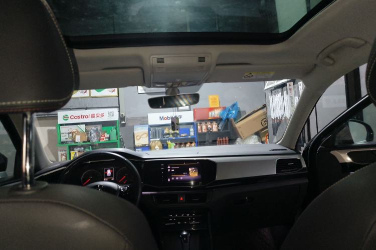 Used Volkswagen Tayron 2020 330TSI Two-Wheel Drive Luxury Smart Connectivity Version
