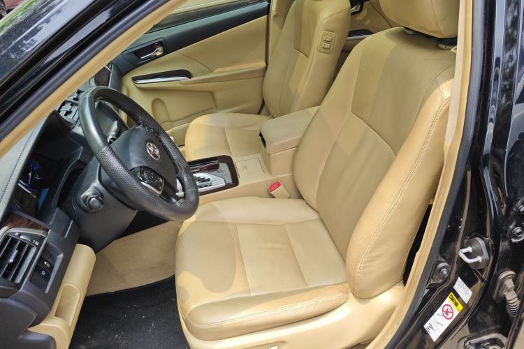 Used Toyota Camry 2015 Dual-Engine 2.5 HG Luxury Navigation Edition Left Front Seat