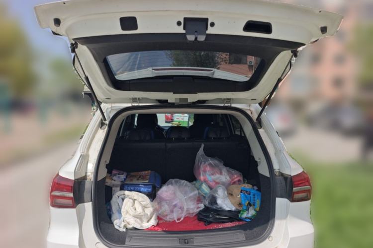 Used Roewe RX5 2019 20T Two-Wheel Drive Automatic 4G Connected Platinum Edition Trunk