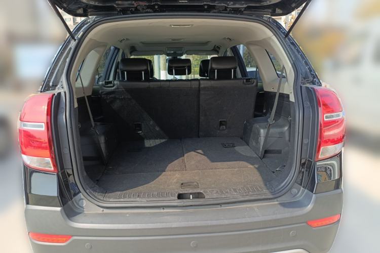 Used Chevrolet Captiva 2015 2.4L Two-Wheel Drive Urban Version 7 Seats