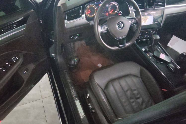 Used Volkswagen Phideon 2021 380TSI Luxury Edition