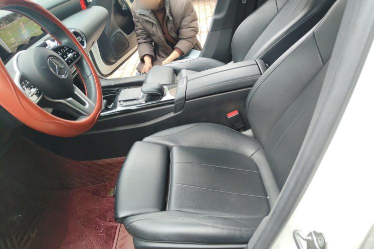 Used Mercedes-Benz A-Class 2020 Facelift A 180 L Sport Sedan Special Configuration
