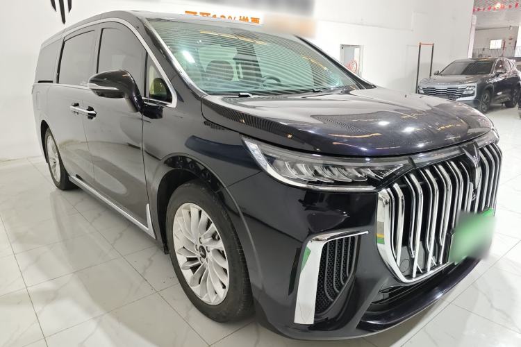 Used VOYAH Dream 2024 PHEV Extended-Range Premium Edition Front Right 45 Deg