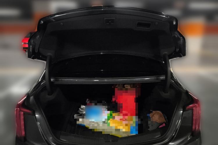 Used Cadillac CT5 2022 28T Luxury Edition Trunk