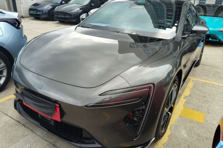 Used Avatr 06 2025 Max All-Electric Version