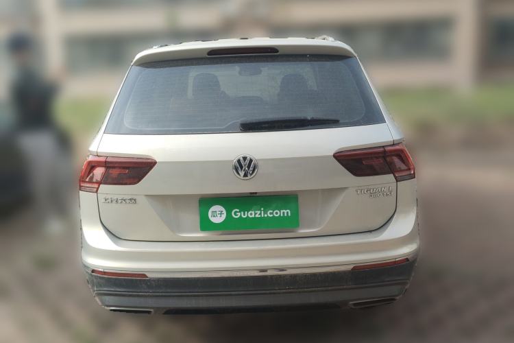 Used Volkswagen Tiguan L 2018 380TSI Automatic All-Wheel Drive Luxury Edition
