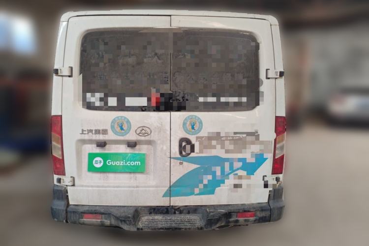 Used SAIC MAXUS Xintu V80 2017 2.5T 5-Speed Manual Aoyuntong National IV Short Wheelbase Ultra-Low Roof 5/6/10-Seater