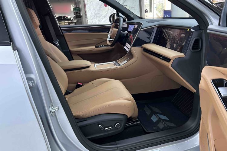 Used Geely Galaxy L7 2025 EM-i 115km Exploration+ Edition