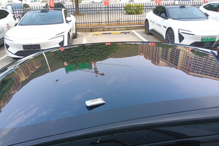 Used Avatr 06 2025 Pro Range-Extended Edition Roof