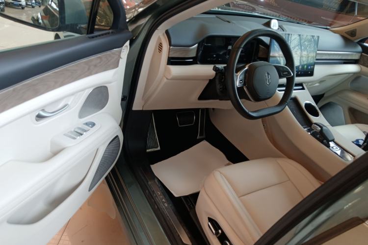 Used Hima AITO M5 2022 Extended-Range Four-Wheel Drive Ultimate Edition Driver Seat