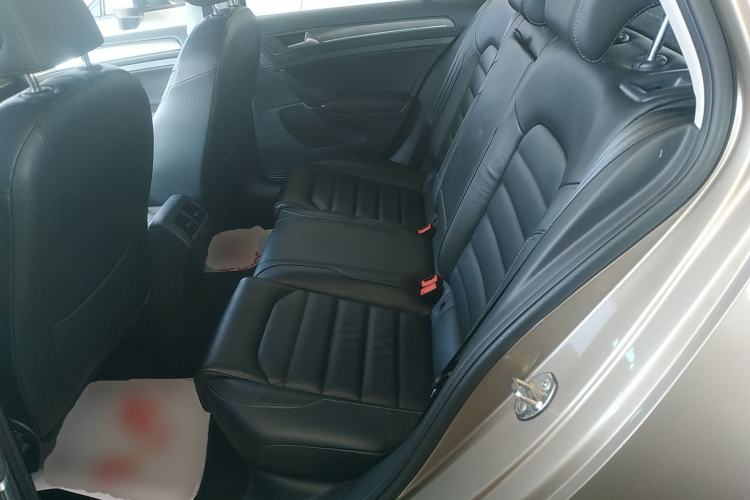 Used Volkswagen Golf 2015 1.4TSI Automatic Luxury Model Left Rear Seat