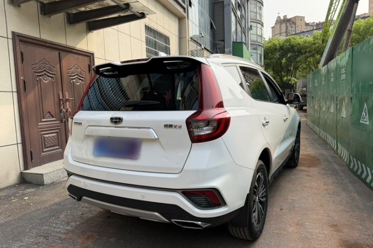 Used Geely Auto Vision X6 2018 1.8L Manual 4G Connect Luxury Edition Exterior 4