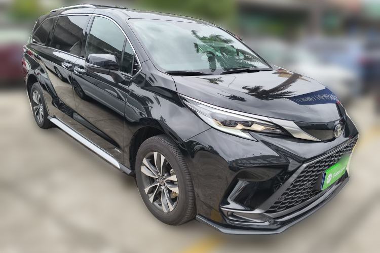 Used Toyota Granvia 2024 2.5L Hybrid Prestige PLUS Four-Wheel Drive Version Front Right 45 Deg