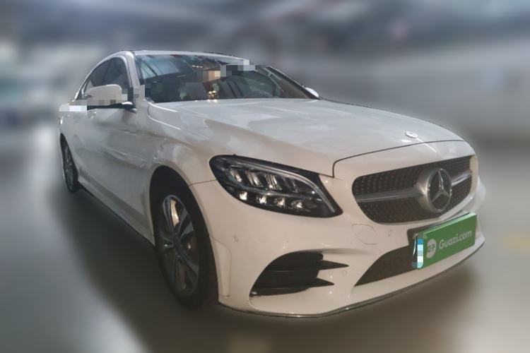 Used Mercedes-Benz C-Class 2019 C 180 L Fashion Edition Sport Version Front Right 45 Deg