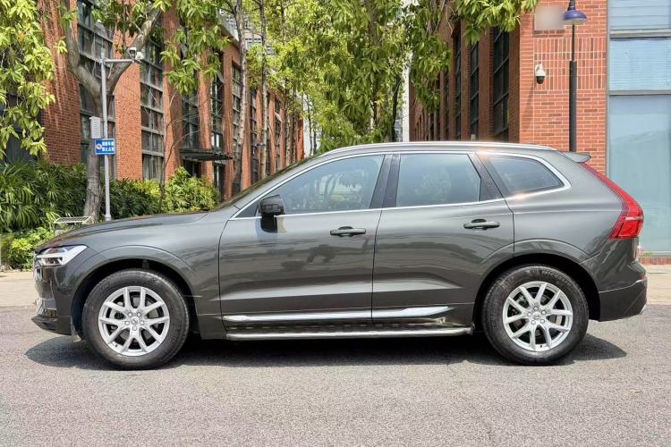 Used Volvo XC60 2021 T5 4x4 Smart Luxury Edition