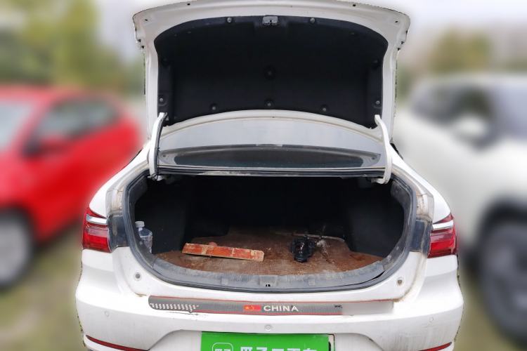 Used BYD Qin New Energy 2019 High-Range Luxury Model