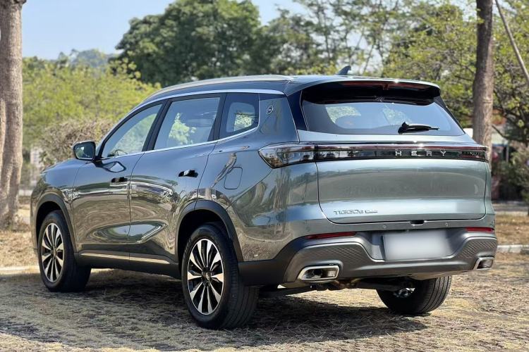 Used Chery Tiggo 8 PLUS 2025 290TGDI DCT Prestige 5-Seater
