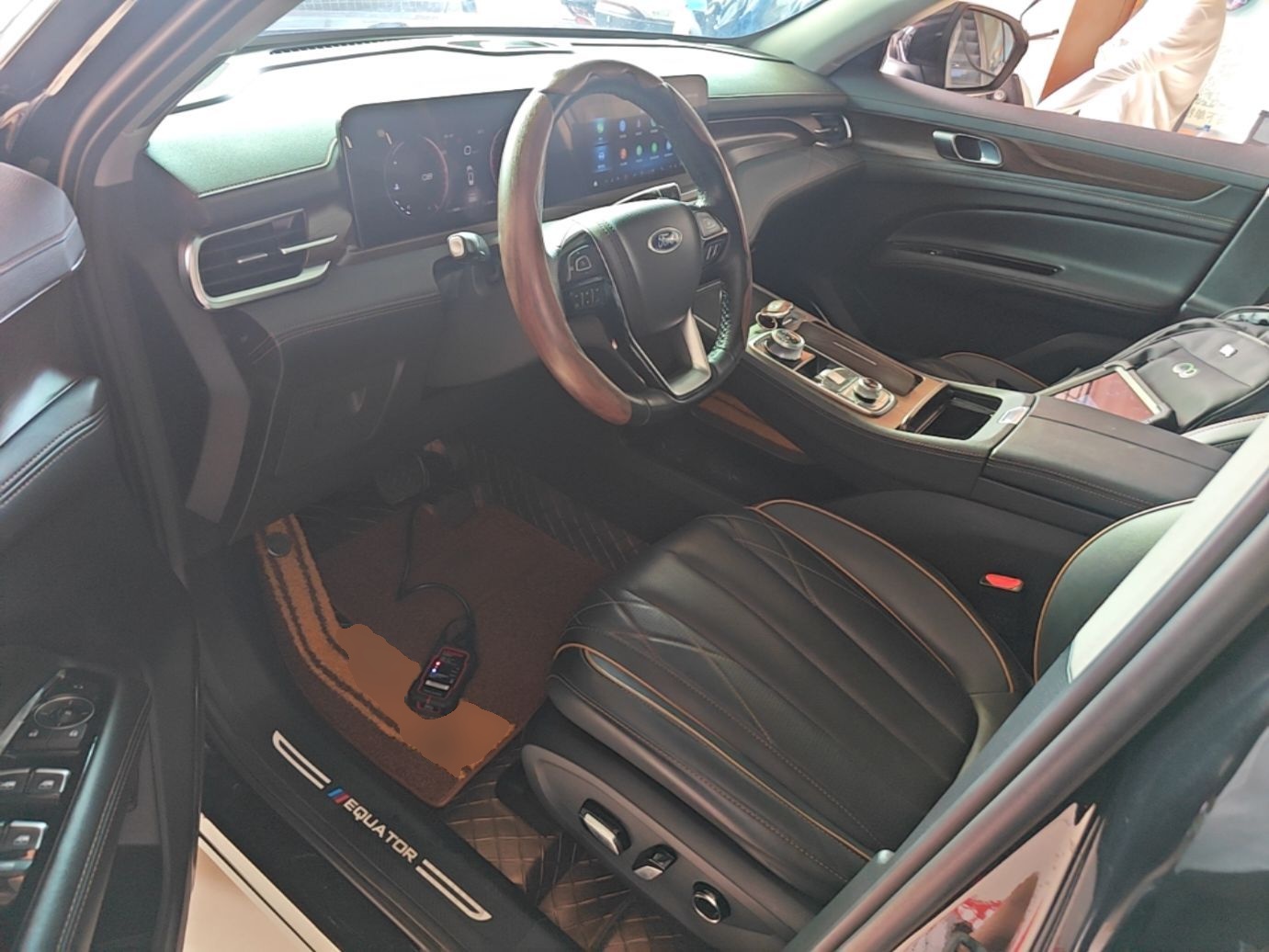 Vordere Reihe im Auto