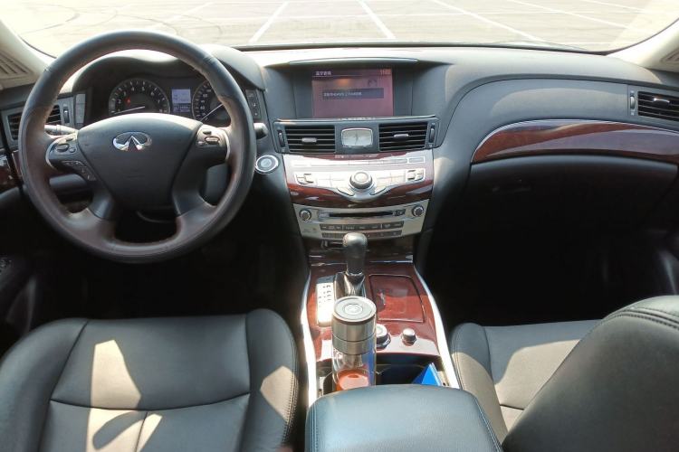 Used Infiniti Q70 2017 Q70L 2.5L Enjoyment Edition