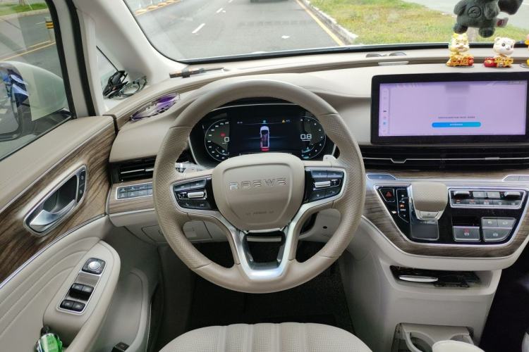 Used Roewe iMAX8 2023 400TGI Comfort Edition
