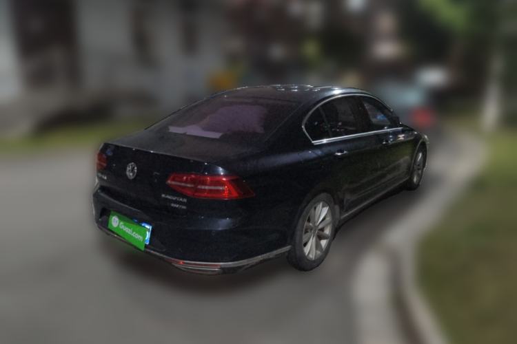 Used Volkswagen Magotan 2019 330TSI DSG Leading Edition China V Standard
