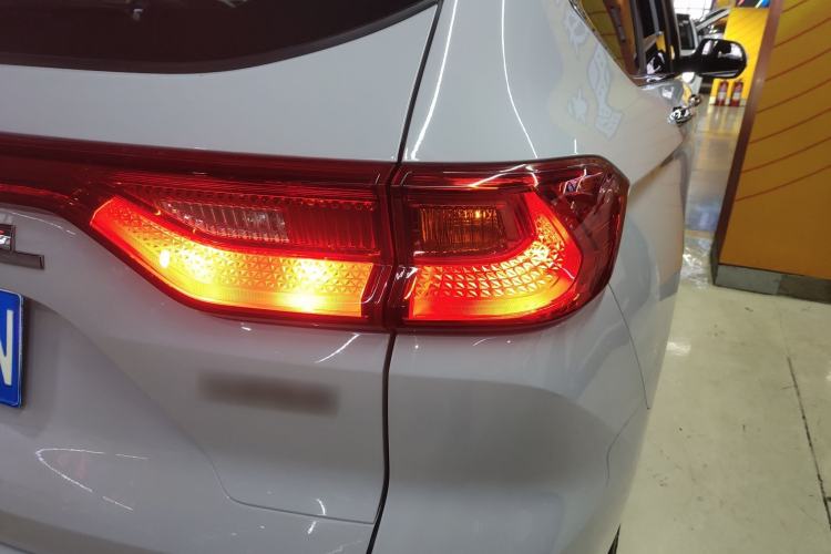 Used Haval M6 2023 PLUS 1.5T DCT Luxury Smart Connectivity Model