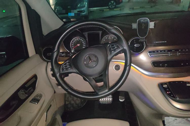 Used Mercedes-Benz V-Class 2022 V 260 L Long-wheelbase Luxury Edition
