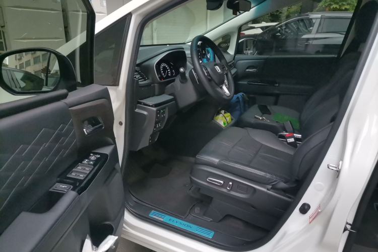 Used Honda Elysion 2022 2.0L eHEV Luxury First Edition
