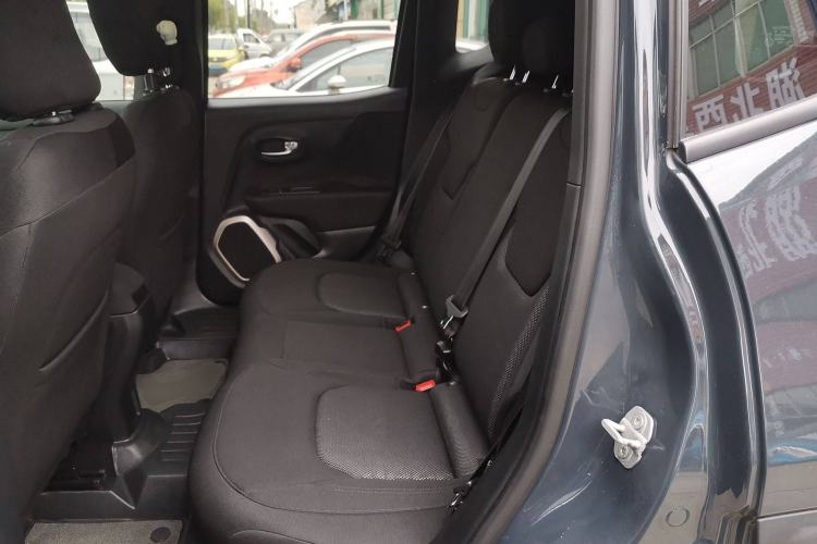 Used Jeep Renegade 2017 180T Automatic High-Energy Version