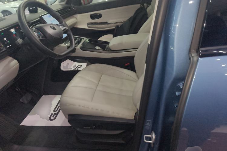 Used Nio ES8 2020 415 KM Signature Edition 7-Seater Version