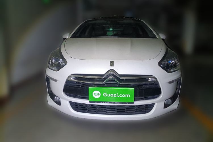 Used DS 5 2014 1.6T Luxury Edition THP160
