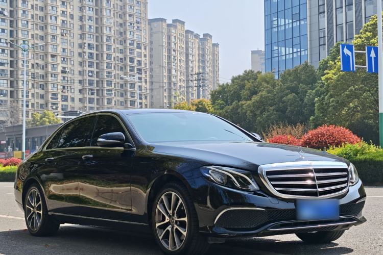 Used Mercedes-Benz E-Class 2019 E 260 L Exterior 5