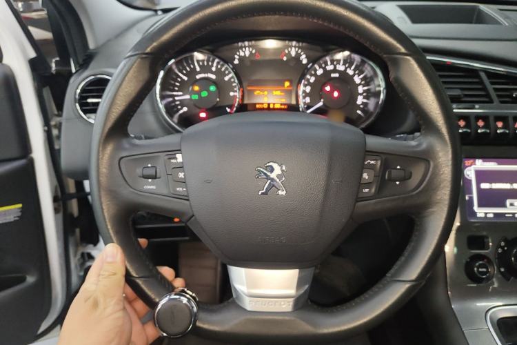 Used Peugeot 3008 2016 1.6THP Automatic Prestige Edition Steering Wheel