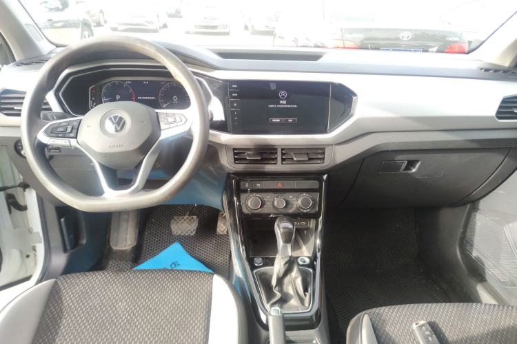 Used Volkswagen Tacqua 2021 200TSI DSG JoyConnect Edition Center Console