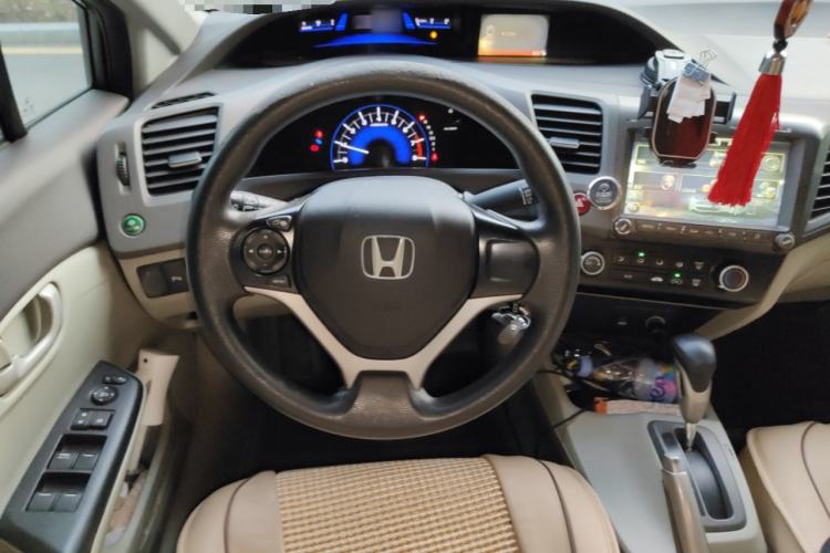 Used Honda Civic 2012 1.8L automatic comfort version
