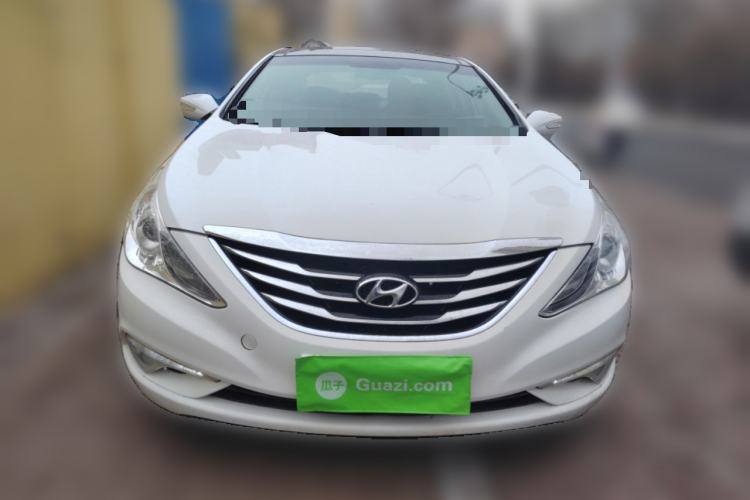 Used Hyundai Sonata 2014 2.4L Automatic Luxury Version China IV Standard

