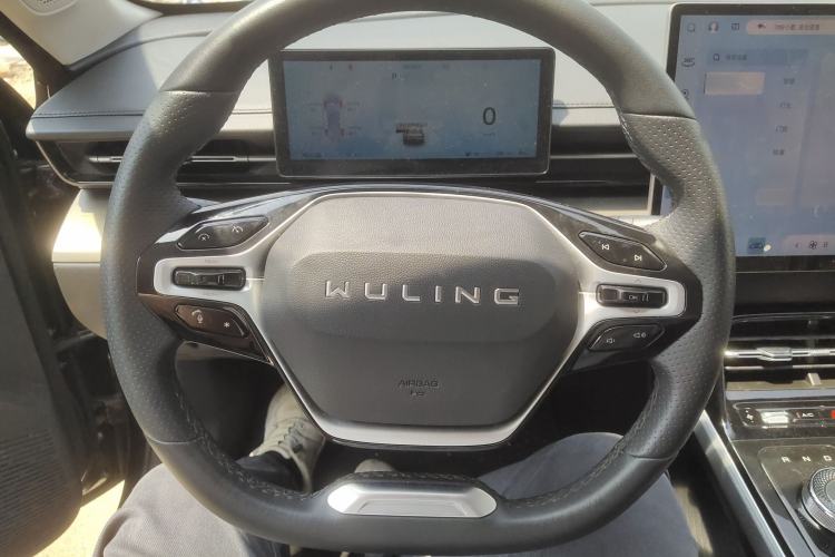 Used Wuling Xingguang 2023 150 Advanced Edition
